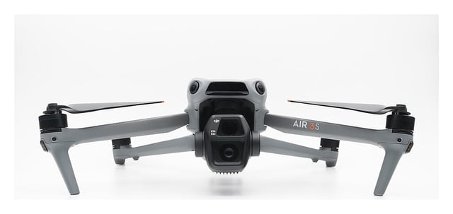 DJI Air 3S, складений