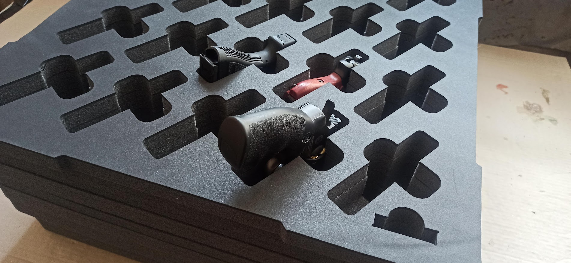 Custom foam case inserts — photo 26