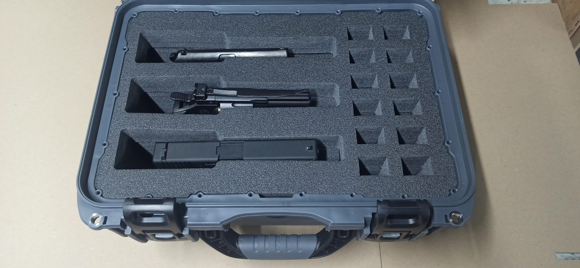 Custom foam case inserts — photo 27